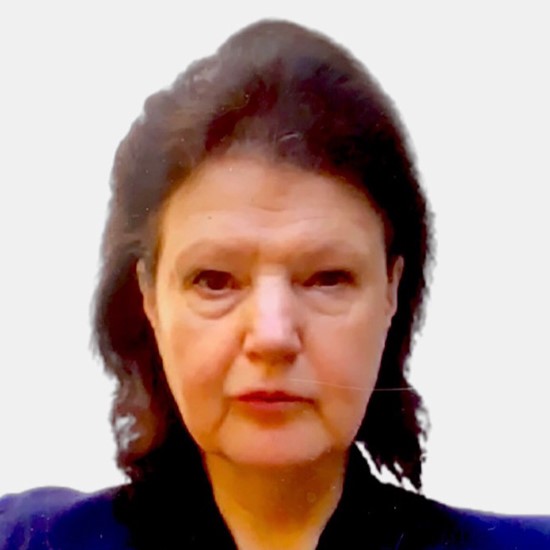 Dr Agnes Kocsis